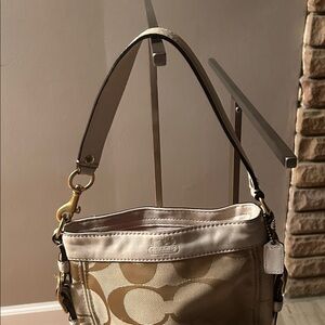 Authentic Coach Beige and Cream Shoulder Bag